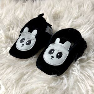 NWOT 100% Soft Leather Baby Shoes